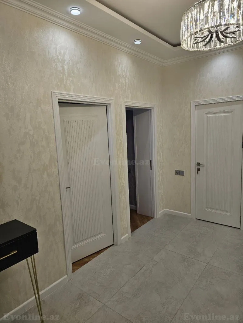 Satılır 3 otaqlı Mənzil Yeni tikili 155 m² 28 May m. - şəkil 22