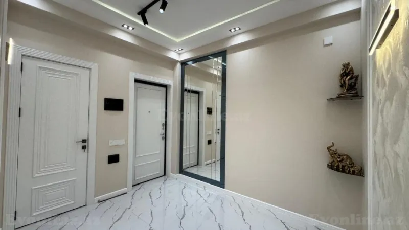 Satılır 4 otaqlı Mənzil Yeni tikili 110 m² Səbail r. - şəkil 15