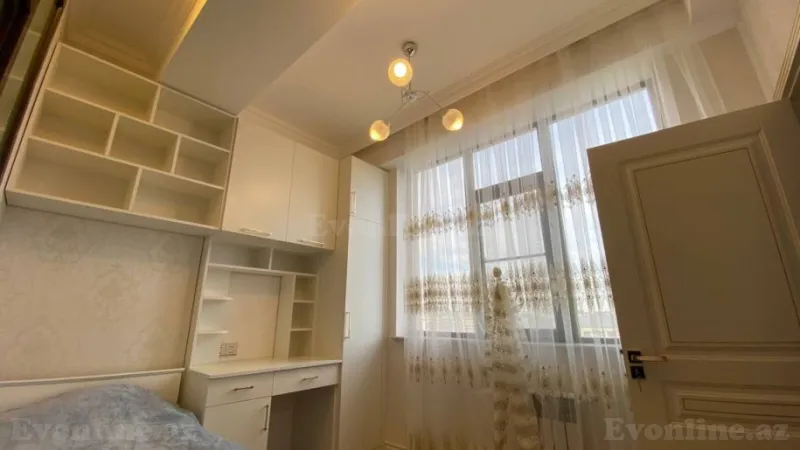 Satılır 3 otaqlı Mənzil Yeni tikili 125 m² 8 Noyabr m. - şəkil 18