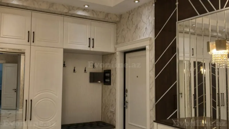 Satılır 4 otaqlı Mənzil Yeni tikili 215 m² 6-cı mikrorayon - şəkil 3