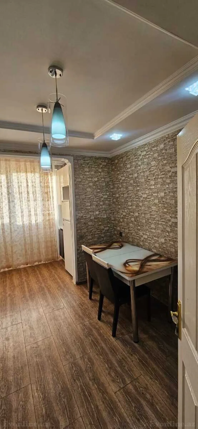 Kirayə verilir 3 otaqlı Mənzil Köhnə tikili 80 m² Yeni Yasamal - şəkil 7