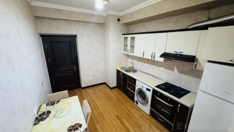 Kirayə verilir 2 otaqlı Mənzil Yeni tikili 70 m² Yasamal - şəkil 4