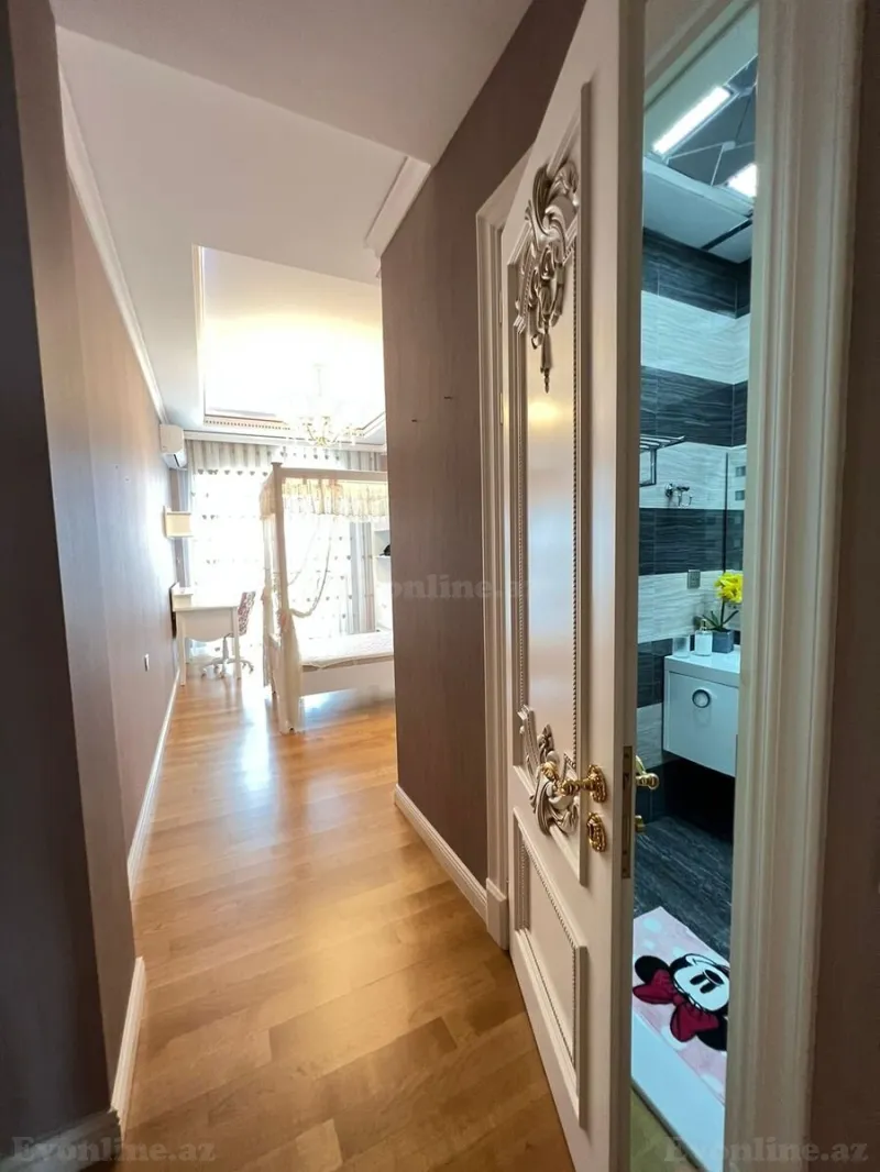 Satılır 5 otaqlı Mənzil Yeni tikili 300 m² Memar Əcəmi m. - şəkil 16