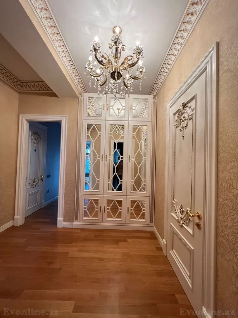 Satılır 5 otaqlı Mənzil Yeni tikili 300 m² Memar Əcəmi m. - şəkil 28