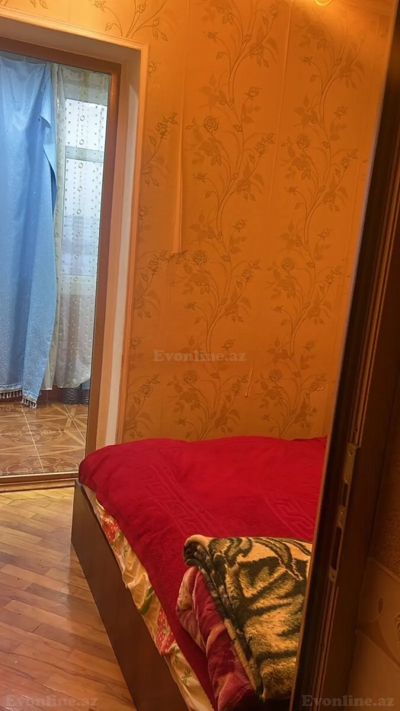 Satılır 2 otaqlı Mənzil Köhnə tikili 45 m² 8-ci mikrorayon - şəkil 3