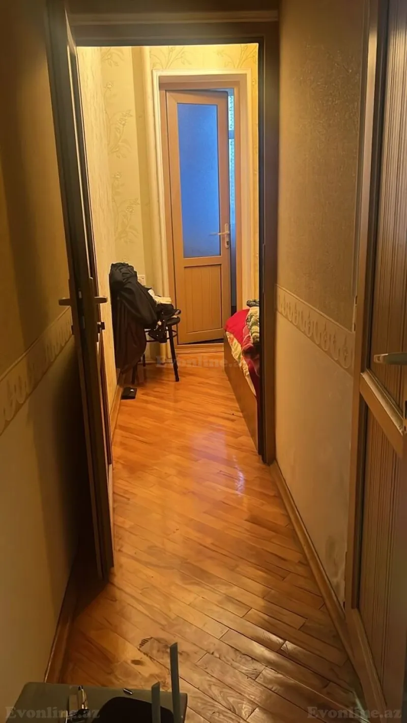 Satılır 2 otaqlı Mənzil Köhnə tikili 45 m² 8-ci mikrorayon - şəkil 7