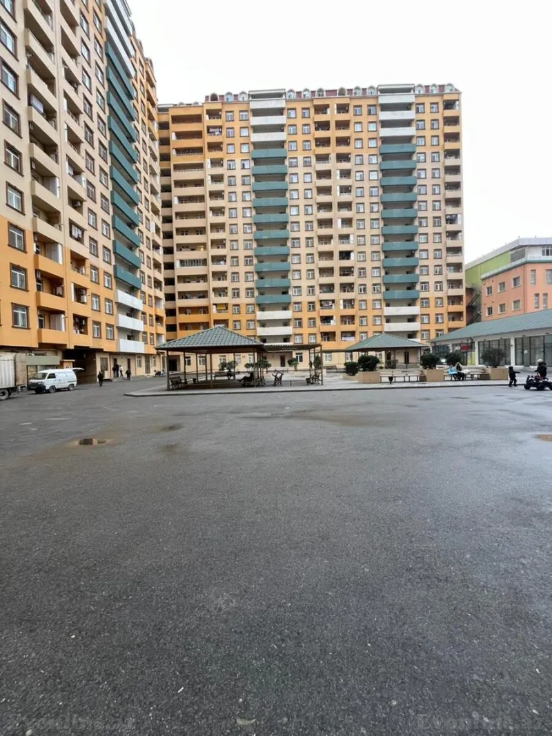 Satılır 3 otaqlı Mənzil Yeni tikili 110 m² Xətai r. - şəkil 2