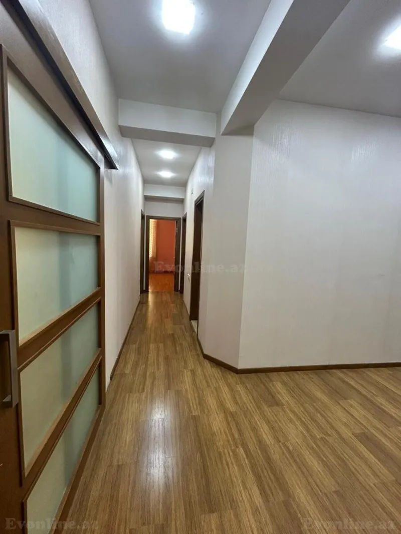 Kirayə verilir 3 otaqlı Mənzil Yeni tikili 125 m² Həzi Aslanov m. - şəkil 14