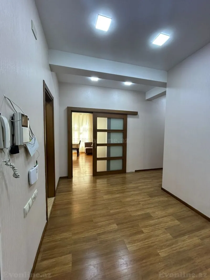 Kirayə verilir 3 otaqlı Mənzil Yeni tikili 125 m² Həzi Aslanov m. - şəkil 15