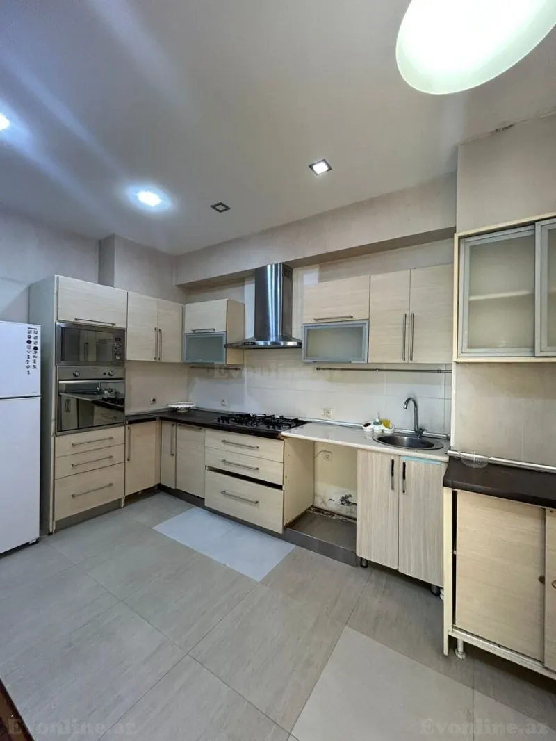 Kirayə verilir 3 otaqlı Mənzil Yeni tikili 125 m² Həzi Aslanov m. - şəkil 16