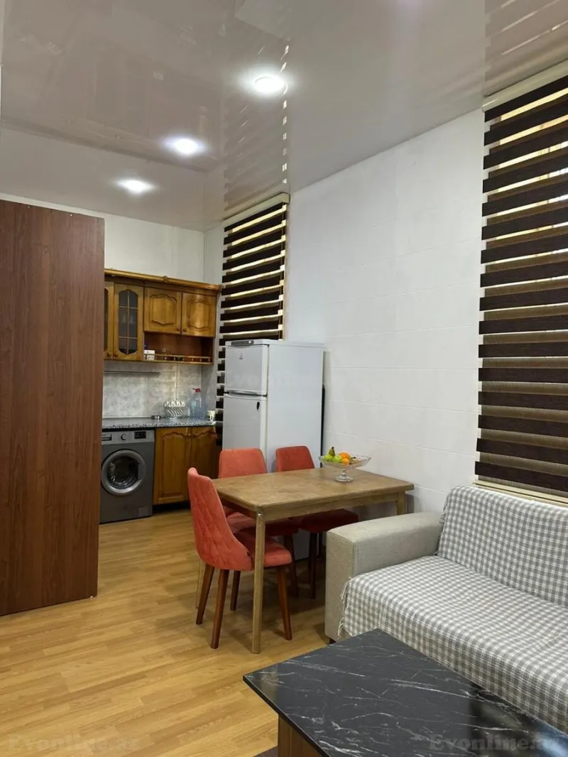 Kirayə verilir 3 otaqlı Mənzil Köhnə tikili 120 m² İçərişəhər m. - şəkil 2