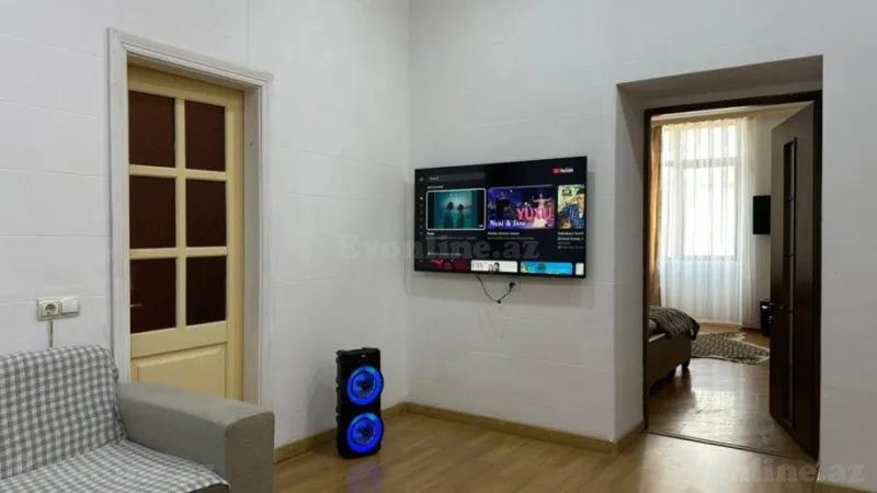 Kirayə verilir 3 otaqlı Mənzil Köhnə tikili 120 m² İçərişəhər m. - şəkil 3