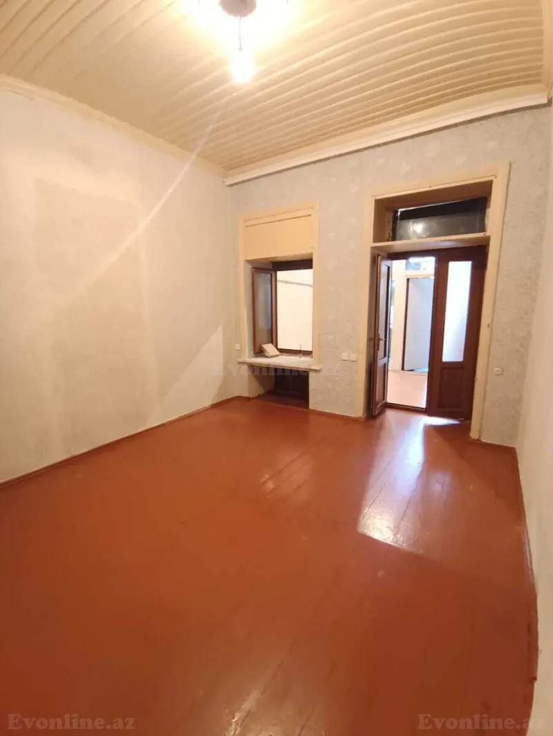 Satılır 1 otaqlı Mənzil Köhnə tikili 50 m² 28 May m.
