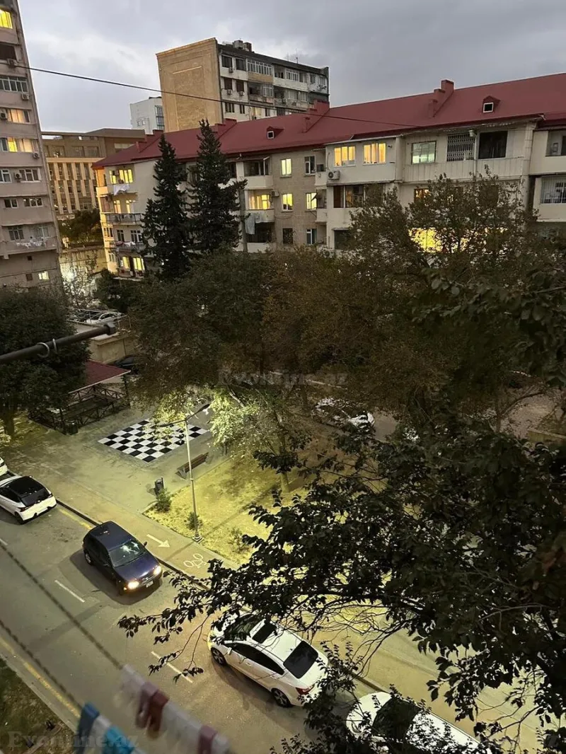 Satılır 2 otaqlı Mənzil Köhnə tikili 50 m² İçərişəhər m. - şəkil 6