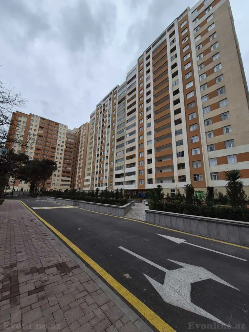 Satılır 2 otaqlı Mənzil Yeni tikili 65 m² Qara Qarayev m.