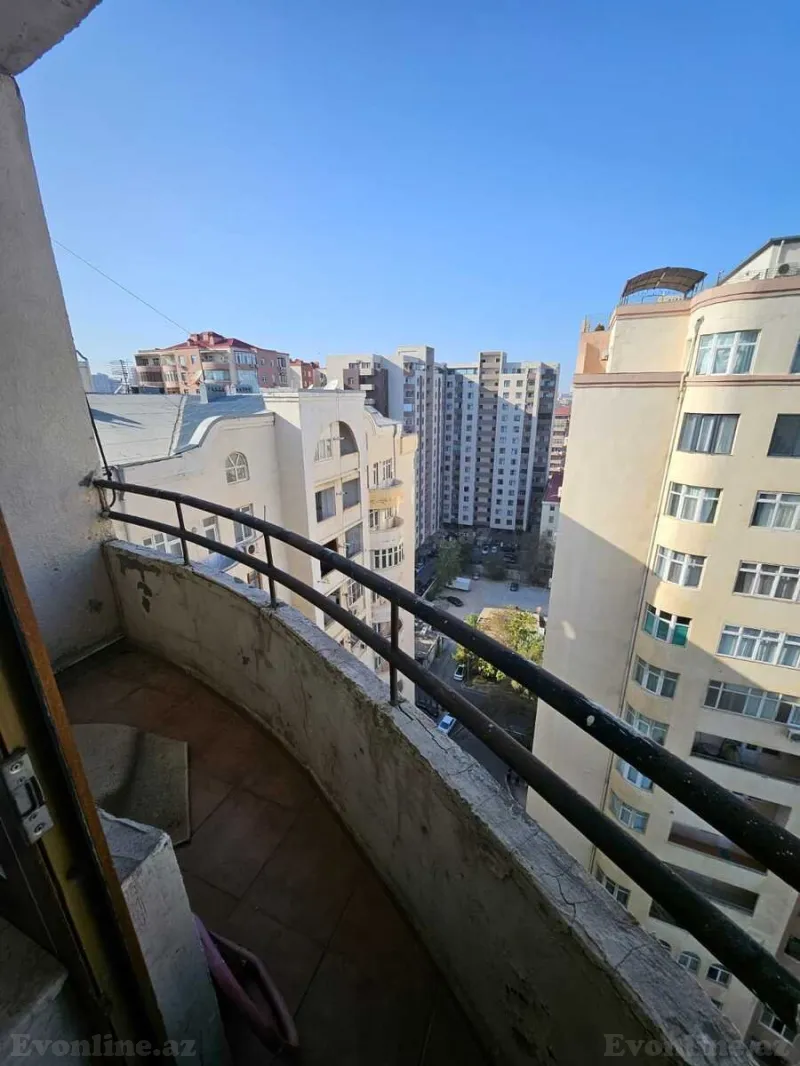 Satılır 3 otaqlı Mənzil Yeni tikili 130 m² Nərimanov r. - şəkil 17