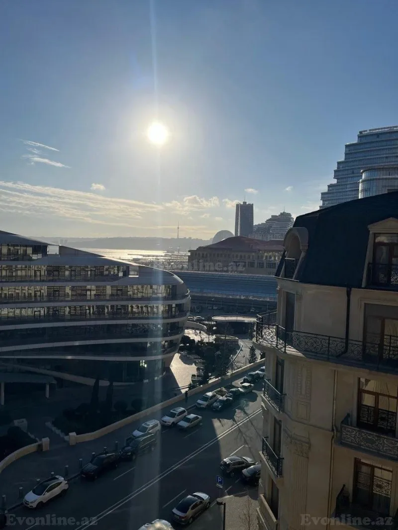 Kirayə verilir 3 otaqlı Mənzil Yeni tikili 130 m² Xətai r. - şəkil 2