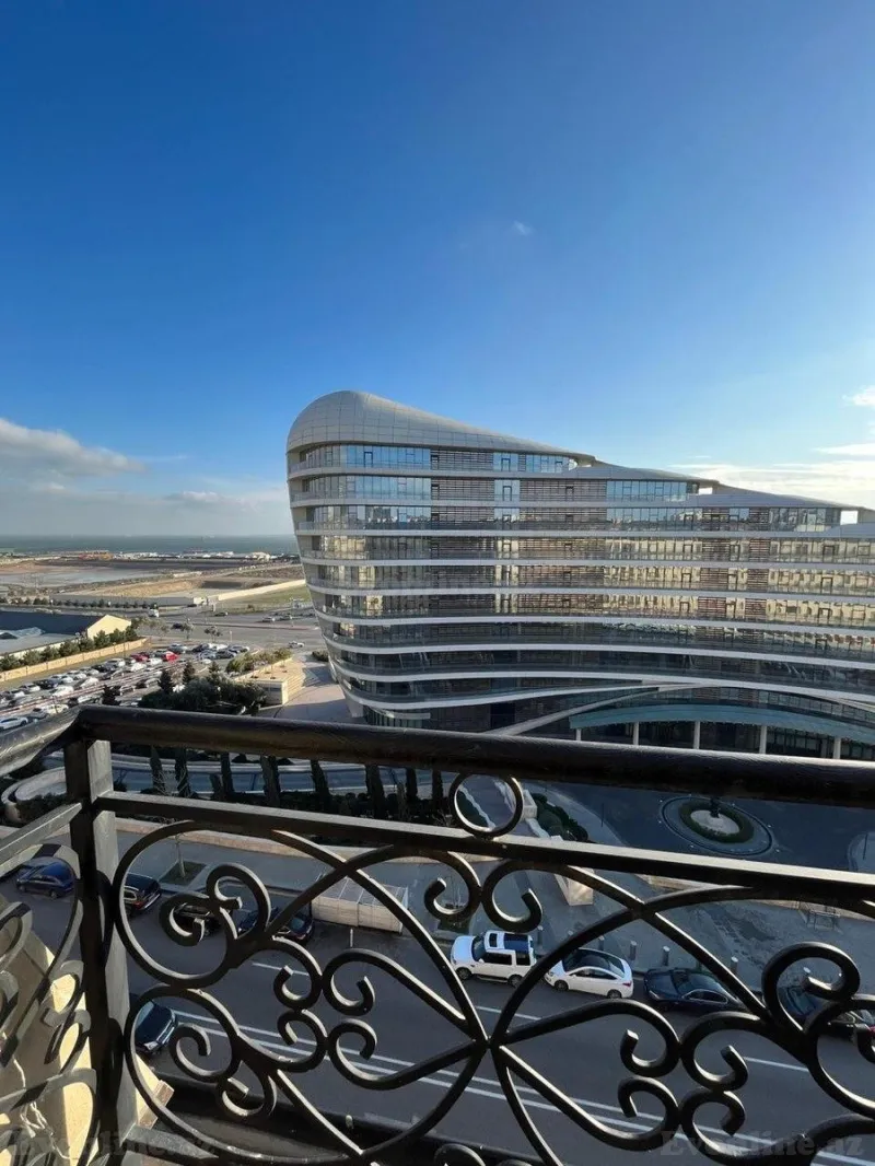 Kirayə verilir 3 otaqlı Mənzil Yeni tikili 130 m² Xətai r. - şəkil 15