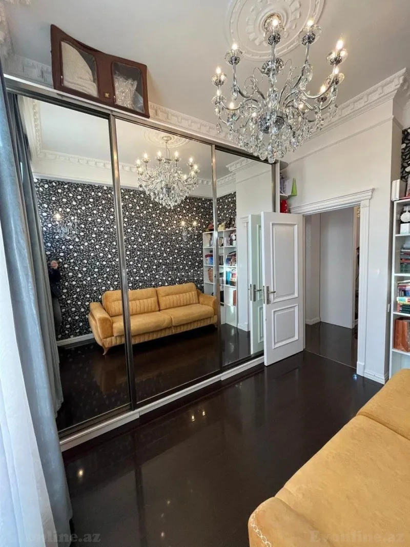 Kirayə verilir 3 otaqlı Mənzil Yeni tikili 130 m² Xətai r. - şəkil 17