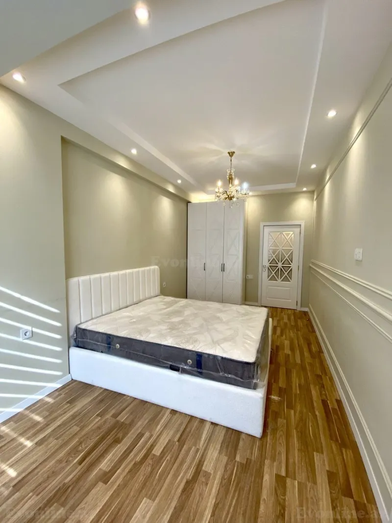 Kirayə verilir 3 otaqlı Mənzil Yeni tikili 160 m² Yasamal - şəkil 13