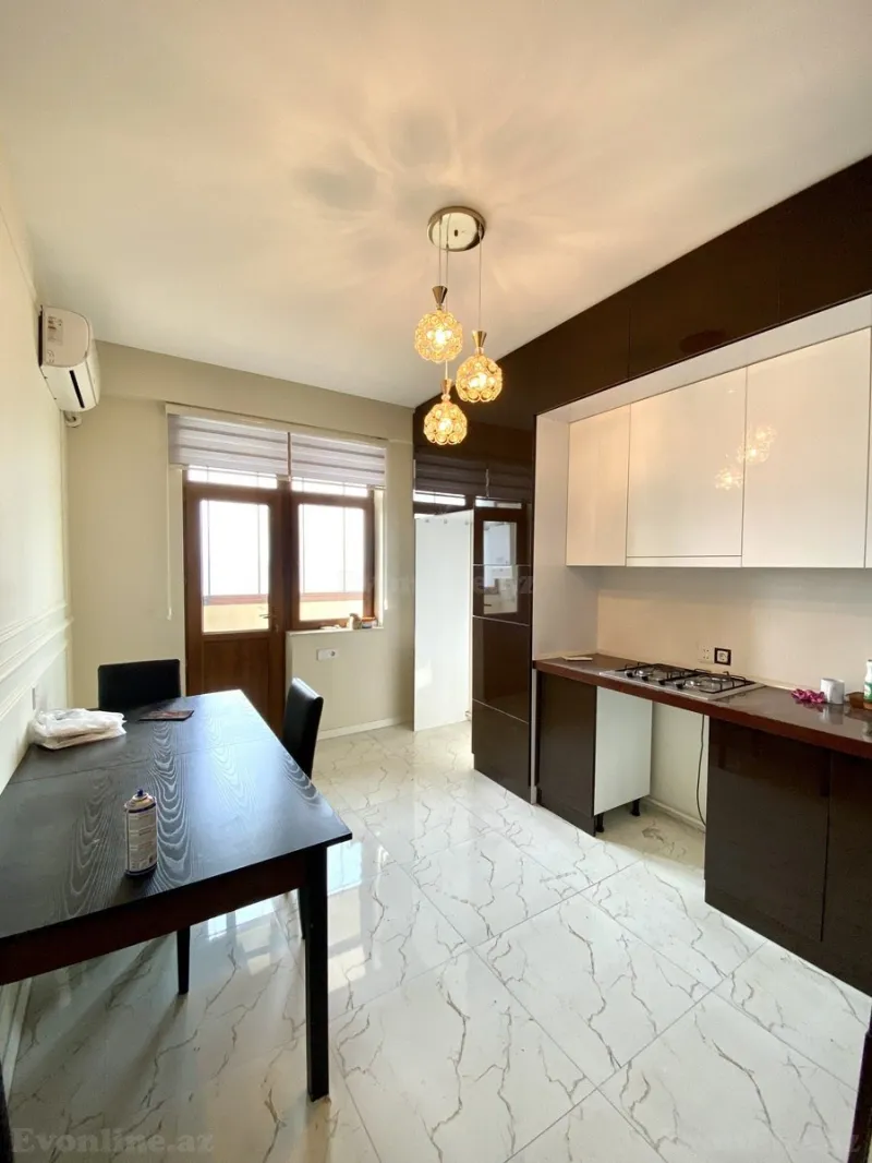 Kirayə verilir 3 otaqlı Mənzil Yeni tikili 160 m² Yasamal - şəkil 15