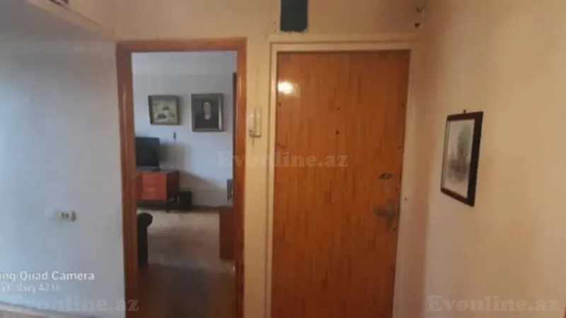 Satılır 2 otaqlı Mənzil Köhnə tikili 60 m² 8-ci mikrorayon - şəkil 12