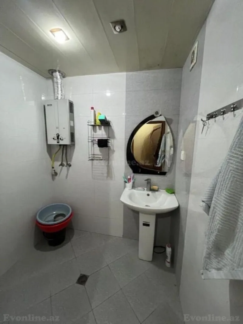 Satılır 4 otaqlı Mənzil Köhnə tikili 100 m² 8-ci mikrorayon - şəkil 7