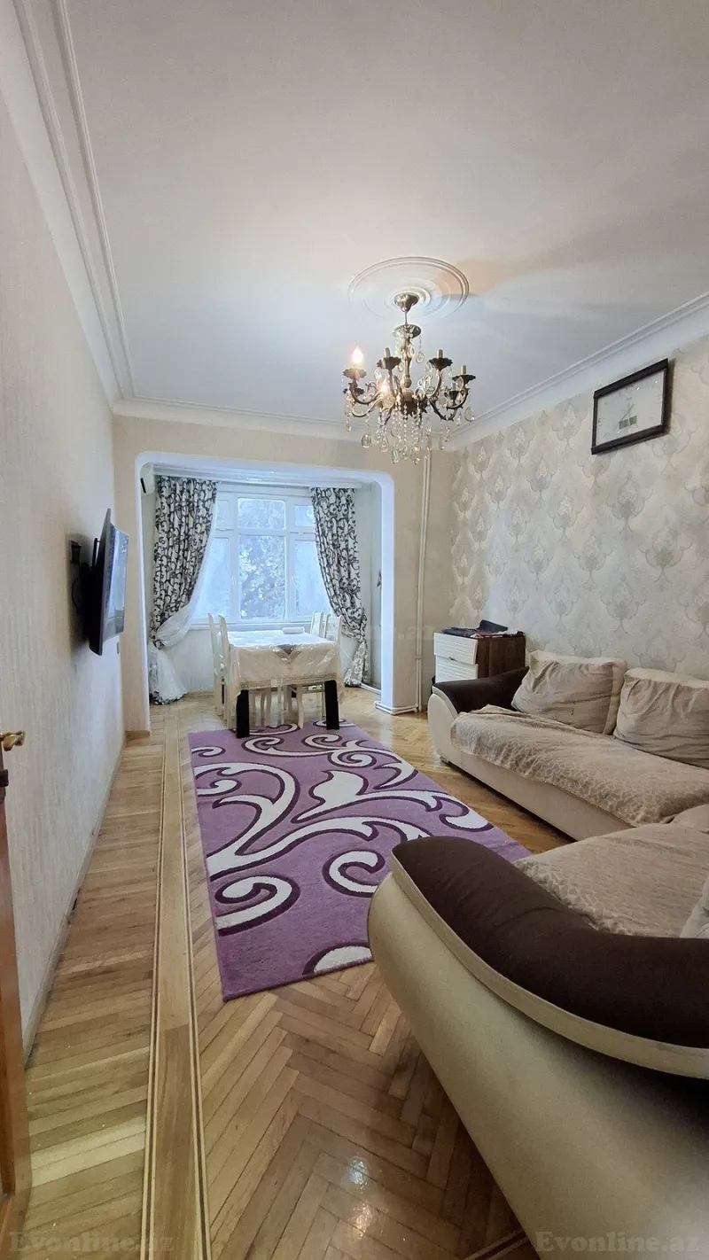 Satılır 2 otaqlı Mənzil Köhnə tikili 55 m² 7-ci mikrorayon