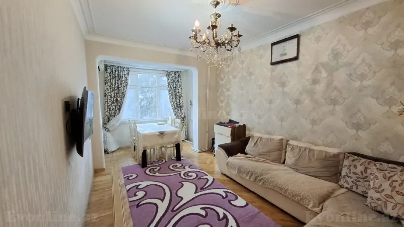 Satılır 2 otaqlı Mənzil Köhnə tikili 55 m² 7-ci mikrorayon - şəkil 3