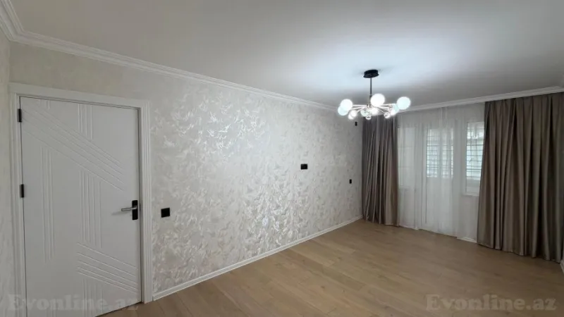 Satılır 3 otaqlı Mənzil Köhnə tikili 80 m² 8-ci kilometr