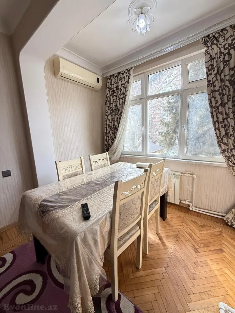 Satılır 2 otaqlı Mənzil Köhnə tikili 50 m² 7-ci mikrorayon - şəkil 13