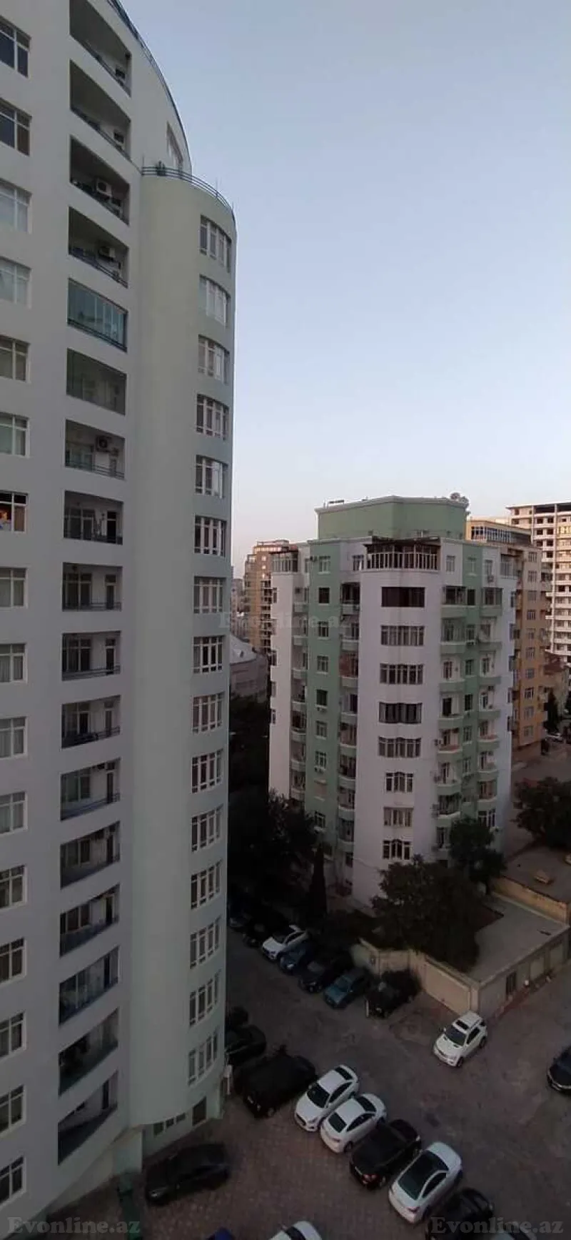 Satılır 4 otaqlı Mənzil Yeni tikili 220 m² 28 May m. - şəkil 3