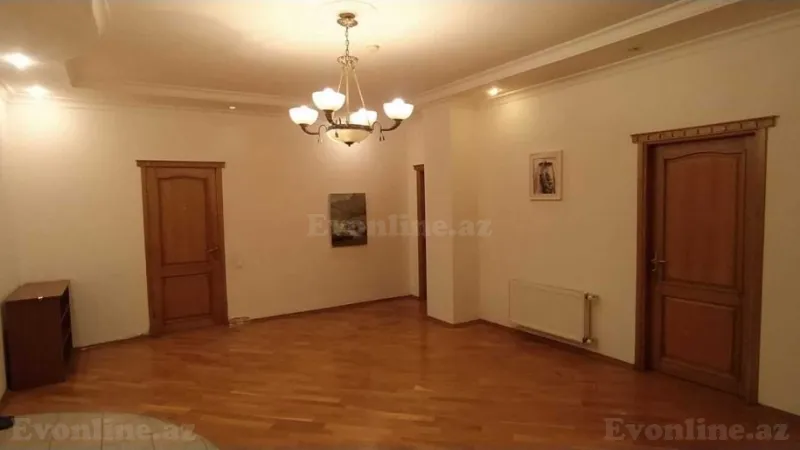 Satılır 4 otaqlı Mənzil Yeni tikili 220 m² 28 May m. - şəkil 4