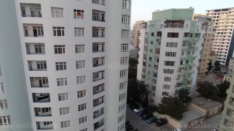 Satılır 4 otaqlı Mənzil Yeni tikili 220 m² 28 May m. - şəkil 17