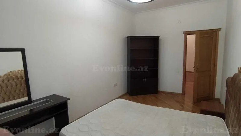Satılır 4 otaqlı Mənzil Yeni tikili 220 m² 28 May m. - şəkil 21