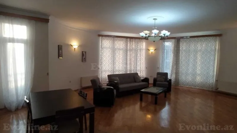 Satılır 4 otaqlı Mənzil Yeni tikili 220 m² 28 May m. - şəkil 22