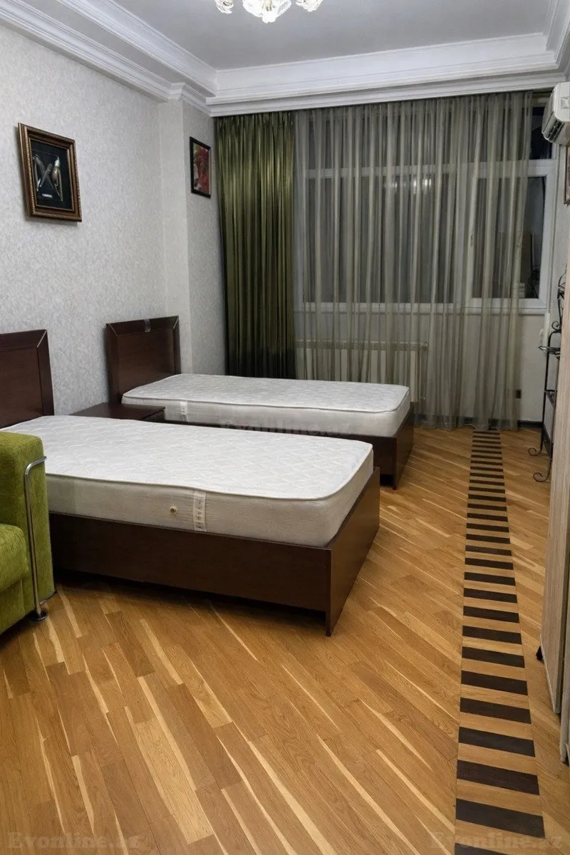 Satılır 3 otaqlı Mənzil Yeni tikili 137 m² Nəsimi r. - şəkil 5