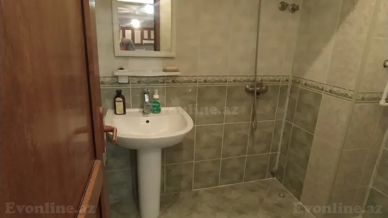 Satılır 2 otaqlı Mənzil Köhnə tikili 60 m² Suraxanı r. - şəkil 6