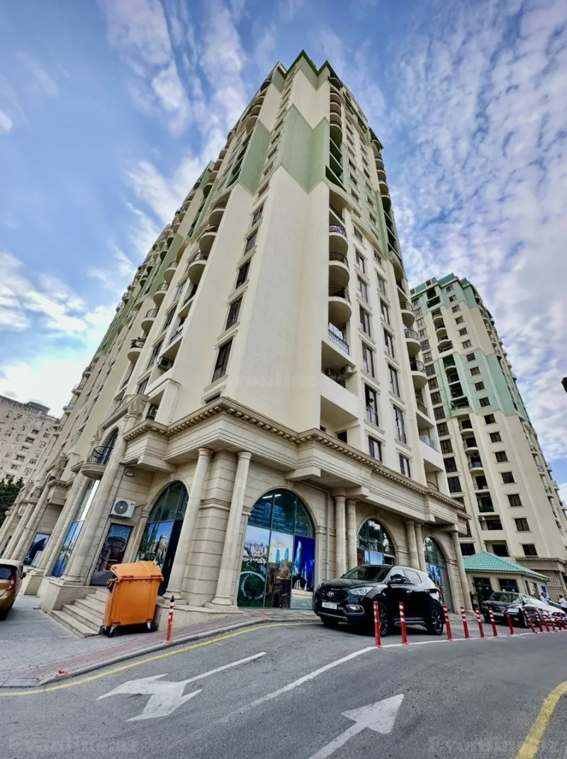 Satılır 3 otaqlı Mənzil Yeni tikili 146 m² 8-ci kilometr - şəkil 2