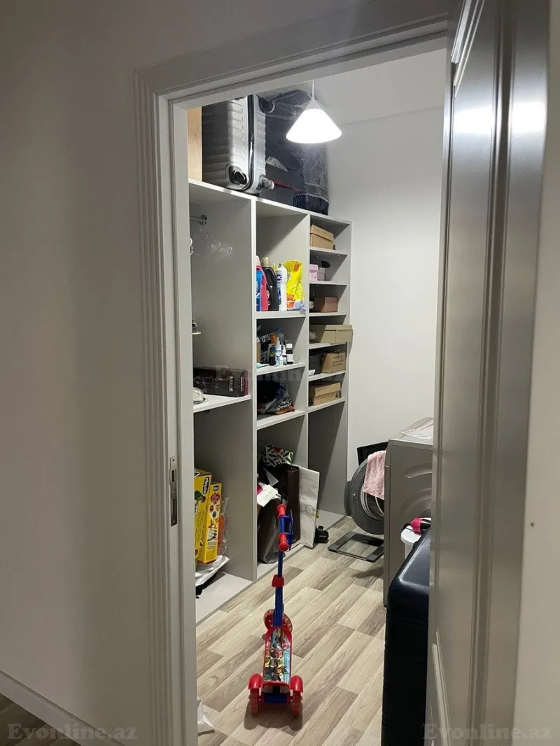 Kirayə verilir 3 otaqlı Mənzil Köhnə tikili 150 m² Nizami r. - şəkil 8