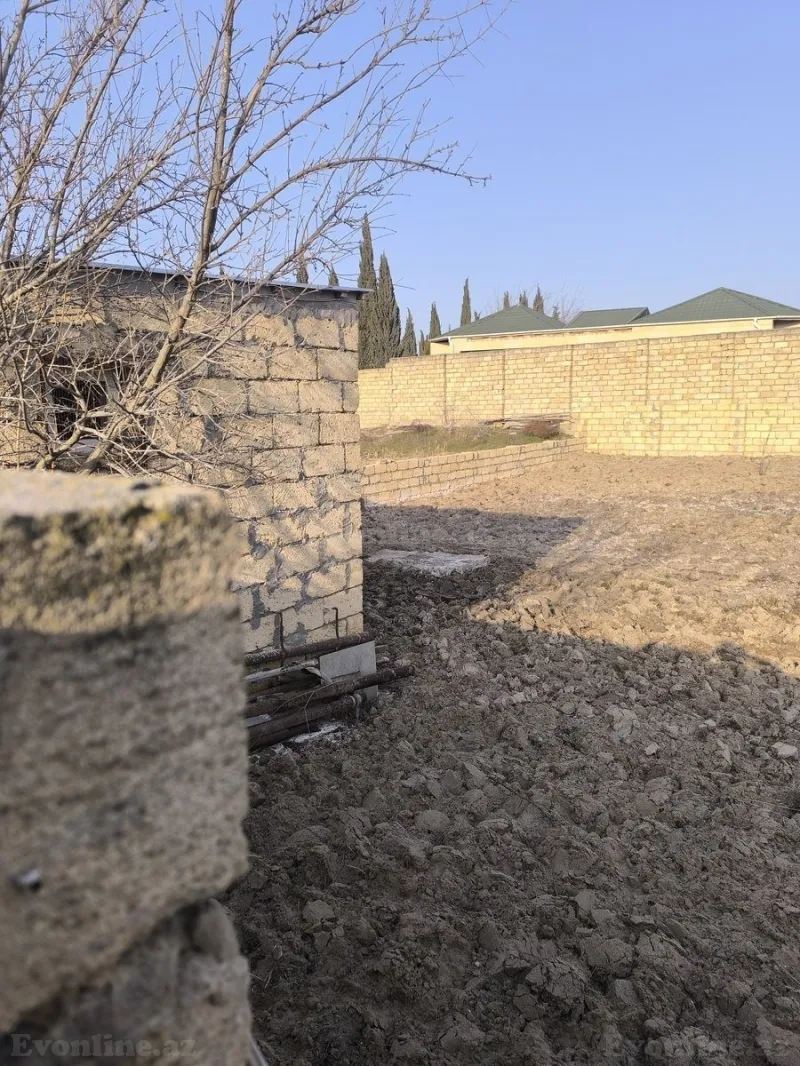 Satılır Torpaq 5.5 sot Novxanı