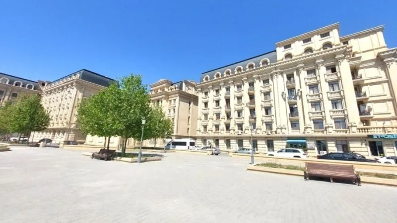 Bakı, Səbail r., Bayılda 4 otaqlı mənzil satılır