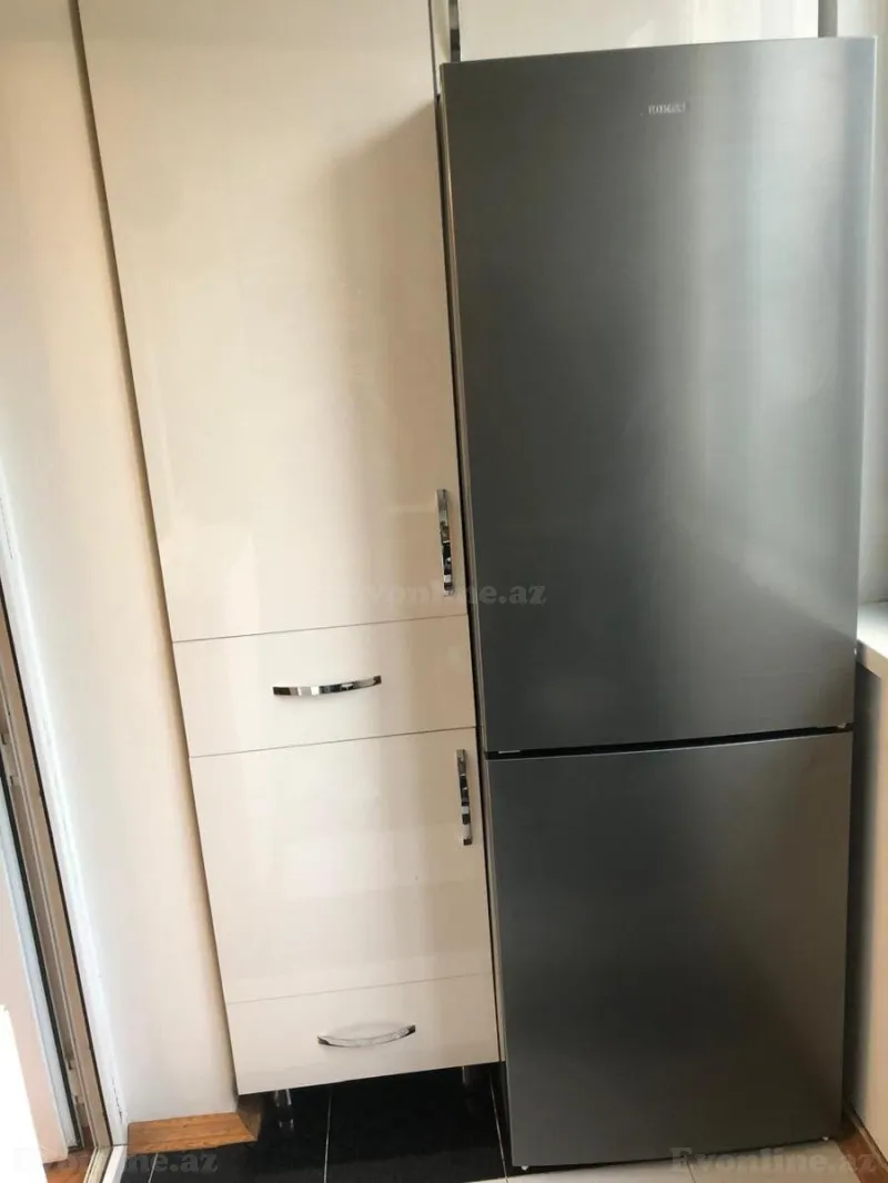 Satılır 2 otaqlı Mənzil Köhnə tikili 55 m² Gənclik m. - şəkil 6