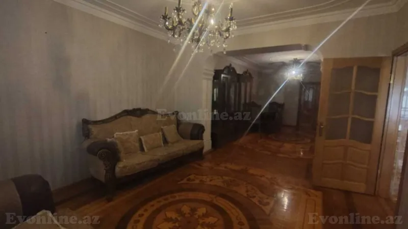 Kirayə verilir 4 otaqlı Mənzil Köhnə tikili 100 m² 7-ci mikrorayon - şəkil 2