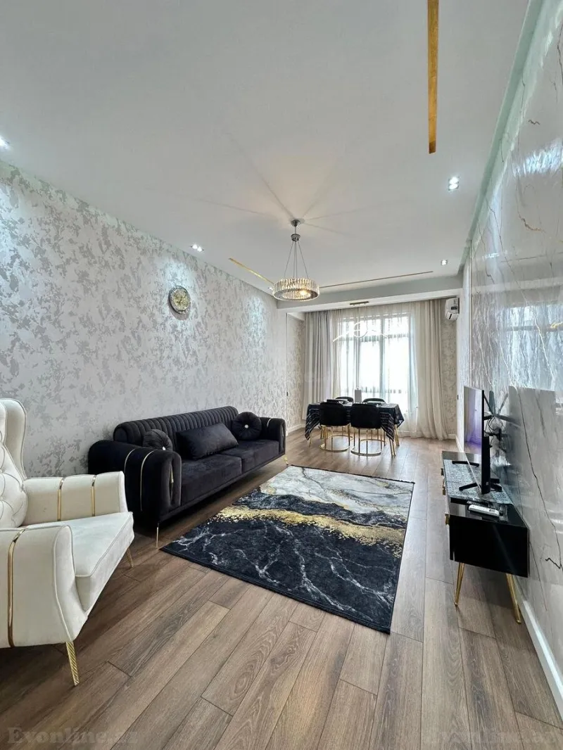 Satılır 2 otaqlı Mənzil Yeni tikili 65 m² İnşaatçılar m.