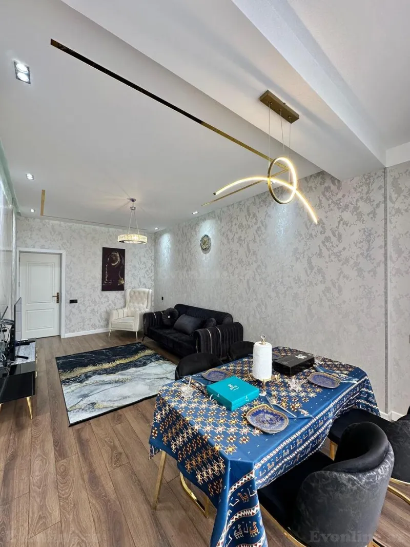 Satılır 2 otaqlı Mənzil Yeni tikili 65 m² İnşaatçılar m. - şəkil 4