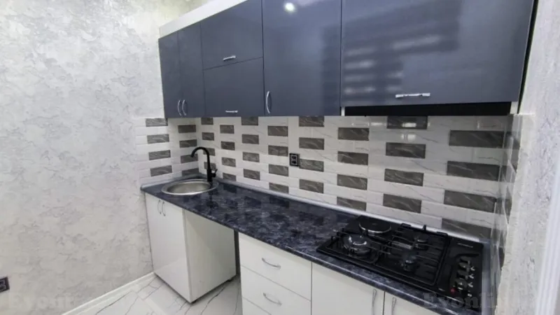 Satılır 2 otaqlı Mənzil Köhnə tikili 51 m² 4-cü mikrorayon - şəkil 3