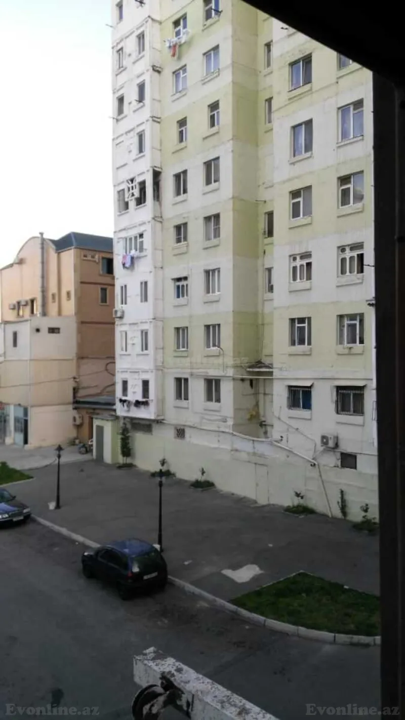 Satılır 3 otaqlı Mənzil Köhnə tikili 80 m² Səbail r. - şəkil 28