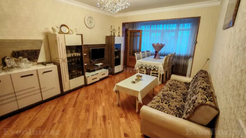 Satılır 4 otaqlı Mənzil Köhnə tikili 90 m² Sumqayıt - şəkil 2