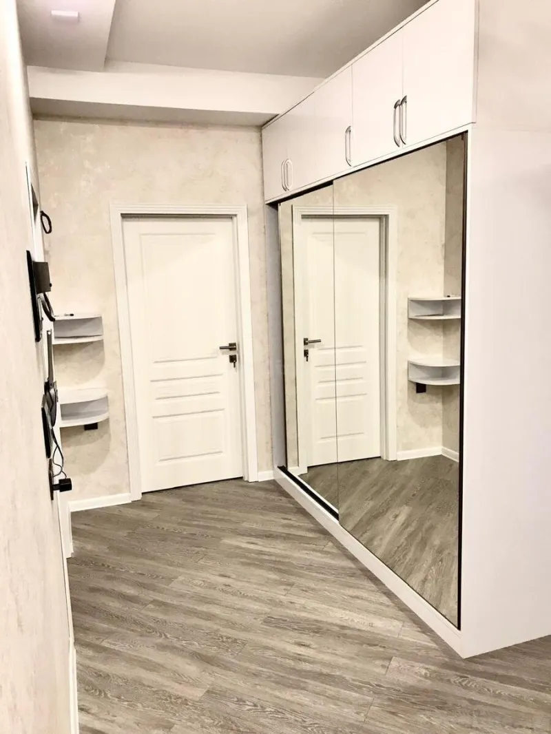 Kirayə verilir 3 otaqlı Mənzil Yeni tikili 110 m² Xətai m. - şəkil 9